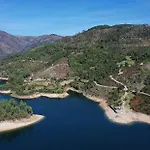 Bravia Semesterbostad Fafião